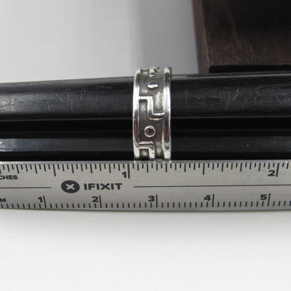 Size 7 Sterling Silver Rustic Maze Pattern Band - Picture 6 of 7